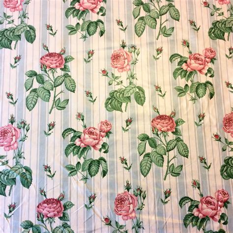 A little birdy told me chintz is back! Prints - Toile - Chintz Fabric