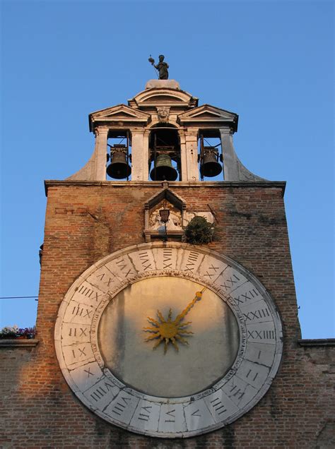 Glyph location at san giacomo di rialto followed by the 15th puzzle answers. San Giacomo di Rialto - Venice - Italy | Torre dell ...