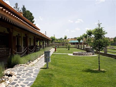 Casa rural la viña situada en ciudad rodrigo en salamanca tiene una capacidad para 12 personas. Casa Rural La Noria en Ciudad Rodrigo, Salamanca