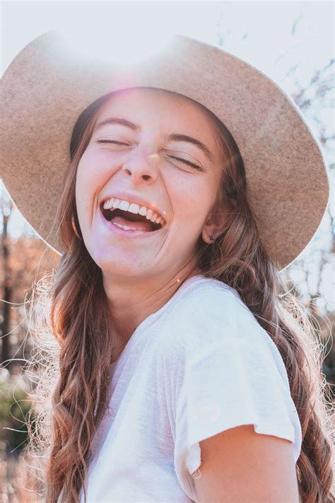 How to read someone's text messages. Why you need a fake boyfriend text number right now