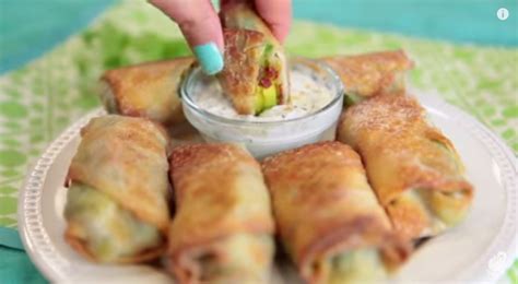 Avocado egg rolls are a perfect baked appetizer that are full of ripe avocado, black beans and spices that satisfy snack cravings but are really healthy for you! How to Make Baked Avocado Egg Rolls With 6 Ingredients