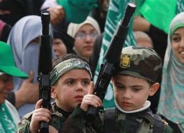 Seorang anak palestina di gaza pada oktober 2014. Kekejaman Tentara Israel Terhadap Anak-anak Palestina ...