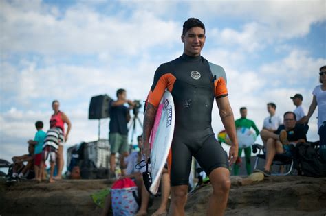 Watch mimi (2021) hindi from player 2 below. Gabriel Medina : Brazilian World Champion Surfer ...