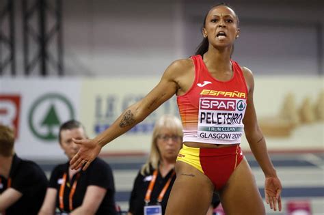 Ana peleteiro, que vuelve a su mejor forma, y la joven daniela garcía en los 800m, protagonistas la venezolana yulimar rojas, la mejor triplista del mundo, y ana peleteiro, campeona española. Ana Peleteiro, Álvaro de Arriba y Jorge Ureña brillan en ...