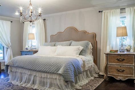 Joanna gaines teaches us how to make a small room look bigger. Joanna Gaines's Top Tips for a Dreamy Bedroom