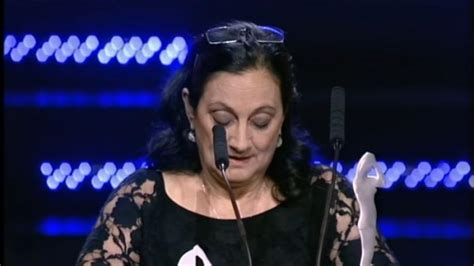Τώρα τα πάντα τριγύρω σας θα είναι ομορφότερα και καλύτερα από ότι είχατε φανταστεί. Εφυγε" η "μαμά" Άλκηστις - Αγγελιαφόρος