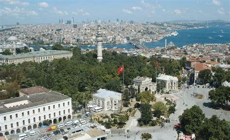 İstanbul üniversitesi) is a public research university located in istanbul, turkey.the main campus is adjacent to beyazıt square in fatih, the capital district of the province, on the european side of the city. 17 Noktayla Yarım Bin Yıllık Eğitim Yuvası: İstanbul ...