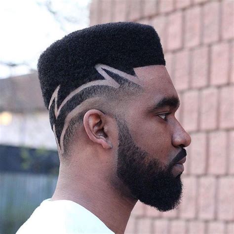 Après de nombreuses demandes reçues pour des coiffures d'hommes noirs, nous vous avons. coupe de cheveux homme afro court - Coupe pour homme