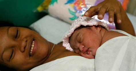 How common is it to give birth before you even get to the hospital? How to Assist in a Childbirth in an Emergency