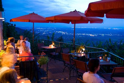 Auf den folgenden seiten finden sie alles rund um ihren besuch in schloss und schlossgarten schwetzingen. Restaurant YBurg Baden-Baden Varnhalt