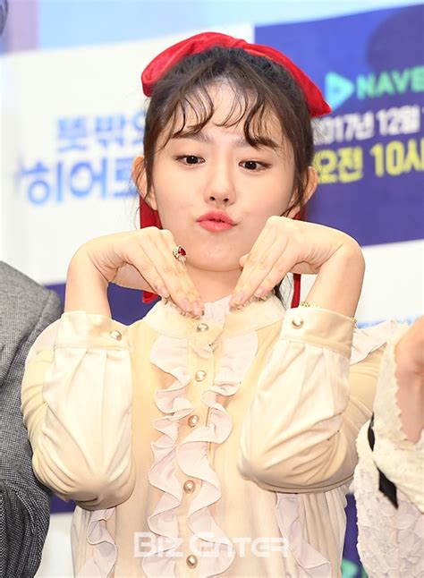 BZ포토 김소혜, '망가져도 귀엽네' - 이투데이