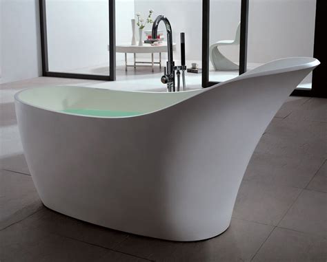 Optez pour une baignoires îlot ou sur pieds. Ma salle de bain design : Osez la baignoire ilot en solid ...