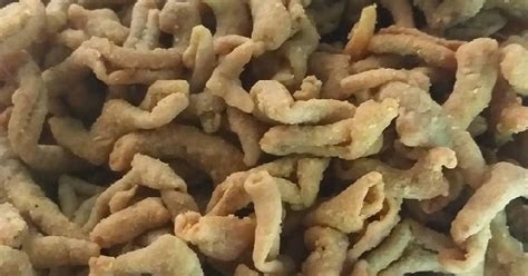 Pentingnya tahap menyangrai ini adalah agar menghasilkan adonan sala lauak yang tidak meledak saat digoreng. 365 resep usus ayam krispi enak dan sederhana ala rumahan ...