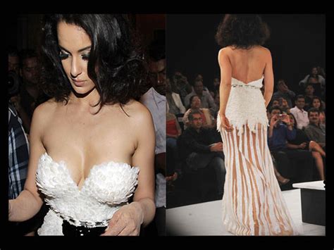 This is a compilation of some of the highly talked about and controversial wardrobe malfunctions of bollywood celebs. Kangna Ranaut Photos - Pics 238135 - Boldsky Gallery ...