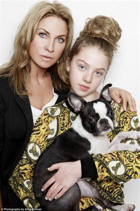 Signed with select model management, she's. Anaïs Gallagher (Noel Gallagher's daughter) & mom Meg ...