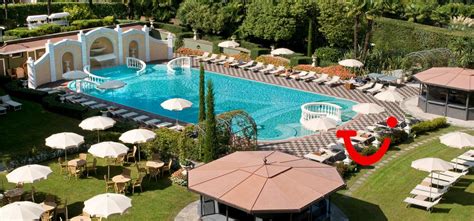 Stresa is located on lake maggiore along the gulf of borromeo. Grand Hotel Bristol (hotel) - Stresa - Italië | TUI