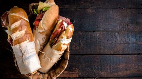 See a recent post on tumblr from @welele about bocadillos. Bocadillos gourmet para hacer durante la cuarentena por el ...