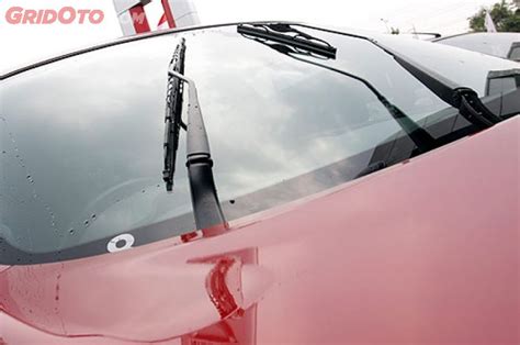 Using wiper fluid concentrate gives you all the same benefits. Kalau Sudah Habis, Ganti Air Wiper Boleh Pakai Sampo ...