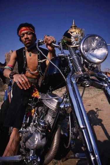 Jimi hendrix | harley, jimi hendrix, harley davidson panhead. Jimi Hendrix on his 1964 Chopped Harley-Davidson Panhead ...