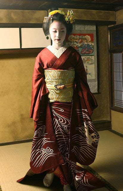Maiko Kimika, Miyagawacho (by Watanabe san) | Fotos de geishas, Geisha ...