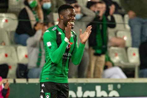 May 29, 2021 · foden is just 16, and as soon as he gets the ball everything seems to speed up around him: Ike Ugbo KURT DESPLENTERBELGA MAG AFP via Getty Images-min ...