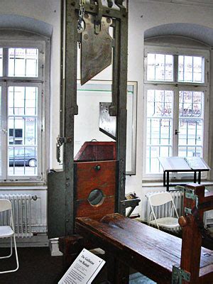 The rastatt fallbeil was built in 1946 by locksmith firm otto tiggemann in hamm/westfalen for the although built in 1946, the construction of this fallbeil is more reminiscent of an 1854 model than of. German guillotines