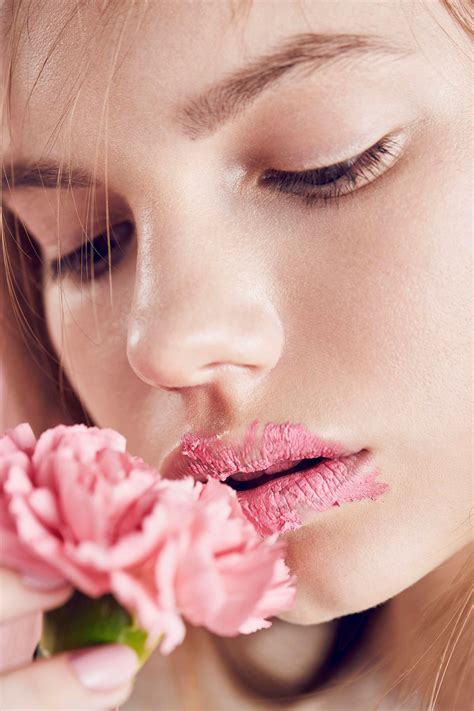 Sence beauty charcoal salvetes sejai ar aktīvo ogli. Flowers & Beauty Scene http://www.beautyscene.net/edit on ...