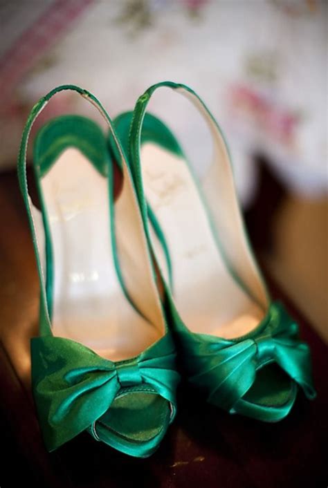 Marsala + emerald elopement inspiration at a dallas warehouse. Magnolia Wedding by Sharon Nicole Photography | Wedding shoes heels, Emerald green shoes, Fun ...