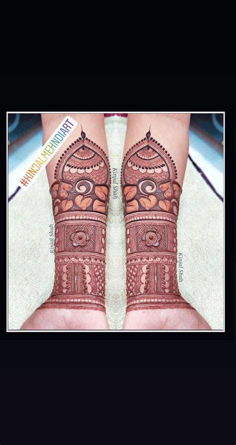 Arabic mehndi design mostly has decorative outlines, such as 3pakistani mehndi designs. Fancy Traditional Mehndi! For mehndi order bookings and classes contact 09833887817( K… | Bridal ...