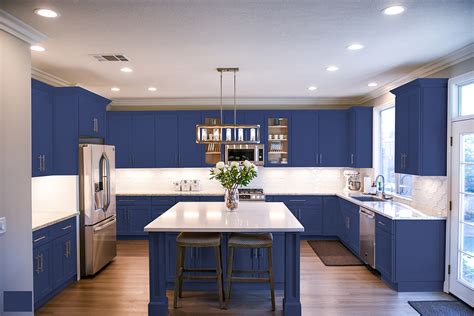 Refinishing your kitchen cabinets is a good way to liven up your living space and increase the value you have wisely chosen to restore that hardware to it's old glory. Easily Renew Your Kitchen With A Cabinet Refinish | H.D.F ...