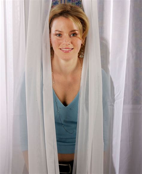 Elizabeth banks is naked and sexy in 21 videos and 10 pics. ELIZABETH BANKS in Carlo Allegri Photoshoot - HawtCelebs