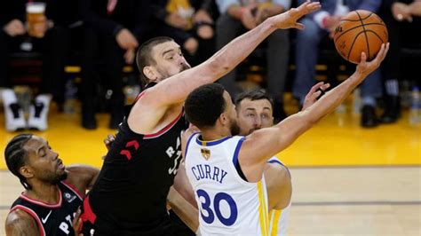 Jun 11, 2021 · cerca de veinte jugadores están ya vacunados contra la covid 19 a instancias de la federación española de baloncesto, una lista de la que saldrá la preselección para los juegos olí Playoffs NBA Finales 2019: Warriors vs Raptors: Horario y ...