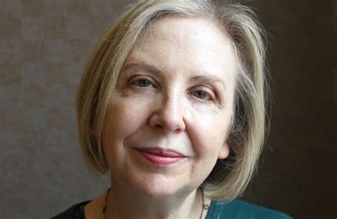 李秀 （ 朝鲜语 ： 이수 (가수) ） （2014年結婚）: Guardian ends contract with critic Lyn Gardner after 23 years
