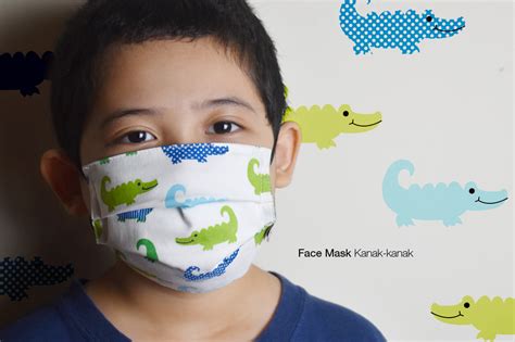 Tidak terkecuali pembelian topeng muka ( face mask ) yang mana bekalan stoknya kini menjadi semakin terhad. Topeng Muka Kanak-kanak