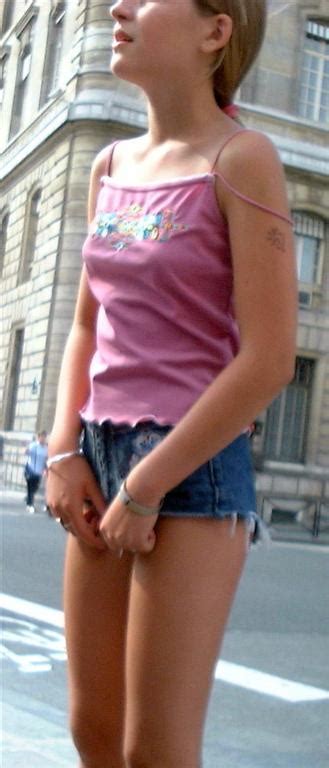 Maybe you would like to learn more about one of these? She wears short shorts - Gallery | eBaum's World