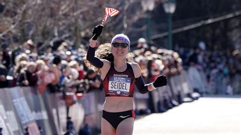 It was just her third marathon ever, and she clocked 2:27:46 on a hot day to become the third american woman ever to medal in the olympic event. 25-year-old Molly Seidel overcomes eating disorder, injury ...