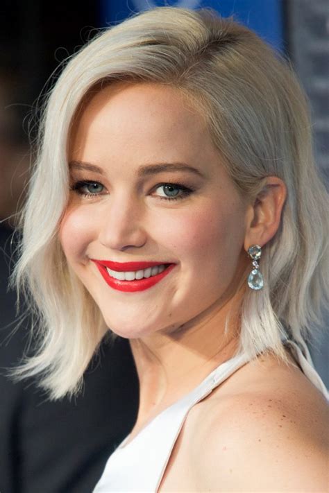 What is jennifer lawrence s natural hair color popsugar beauty. 16 Celebrity Hottest Hair Trends for Summer 2020 | Pouted.com