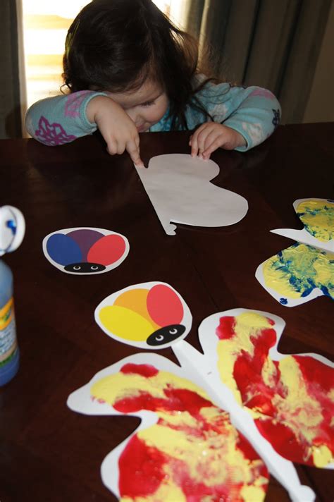 Colour Mixing Activities, Colour Learning Package Including Colour Bugs, Butterflies & Colour ...