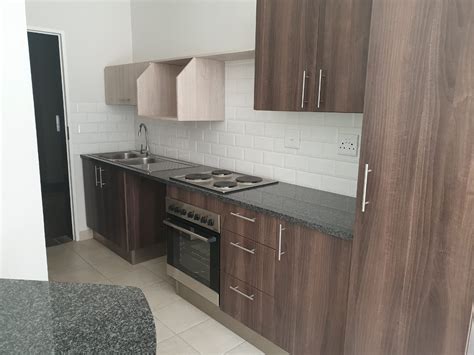 Book king's cross apartment, london on tripadvisor: Kings Crossing Apartments Midrand : Kings Crossing Luxury ...