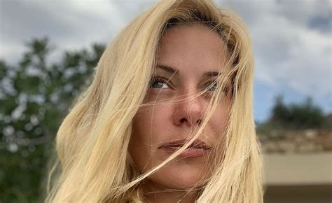 Jun 13, 2021 · ζέτα μακρυπούλια: Ζέτα Μακρυπούλια: Καλοκαιρινή απόδραση με τον κολλητό της ...