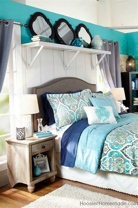 Whether you're working with a small bedroom or a spacious master suite, these makeovers and tips will inspire you to create the bedroom of your. Better Homes and Gardens Style Showcase | Guest bedroom ...