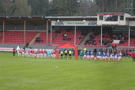 The stadium holds 12,500 people and opened in 1938. Degerfors Stora Valla - Stora Valla Skaraborgs Allehanda ...