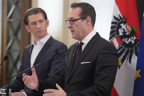 In der multikulturellen gesellschaft gibt es genau zwei dinge. HC Strache: „Wir wollen die illegale Migration stoppen ...