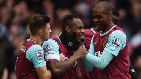 Football bbc provides the latest soccer news, league tables and live scores. West Ham United 1-0 Sunderland - BBC Sport