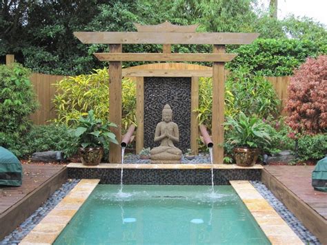 You don't need a huge space for outdoor fun. Splendid Zen Garden Landscaping Ideas in Pool Asian design ...