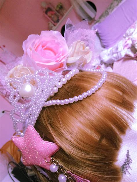 In theory you could make leather from a camel hide, although i don't know if this is done commercially. pixielocks ♡. ': Hime-style Lolita Headdress DIY Tutorial!