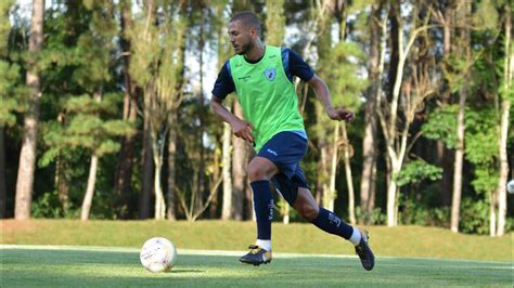 O confronto entre as equipes principais do londrina esporte clube e operário ferroviário já ocorreu em 61 oportunidades ao longo da história pelo campeonato paranaense, campeonato brasileiro da série b e amistosos. Marcondes | Pré-jogo Londrina x Operário - YouTube