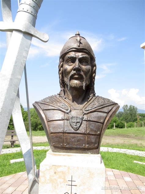 Nem azért, mert józsef attilának ne lenne máshol szobra. Attila-szobor és emlékhely - Köztérkép