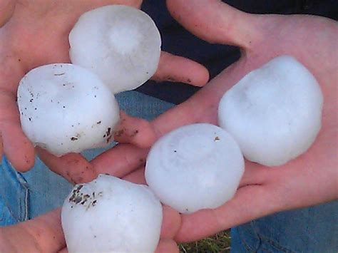Wie heftig die schäden und ausmaße des unwetters sind, ist bisher unklar. Schwere Unwetter über Baden-Württemberg - 38 Verletzte - Südwest - Badische Zeitung
