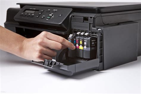 Reduce ink waste with an individual ink cartridge system that allows you to replace only the colors you need. Drukarka Brother InkBenefit DCP-J100 - opinie, komentarze ...